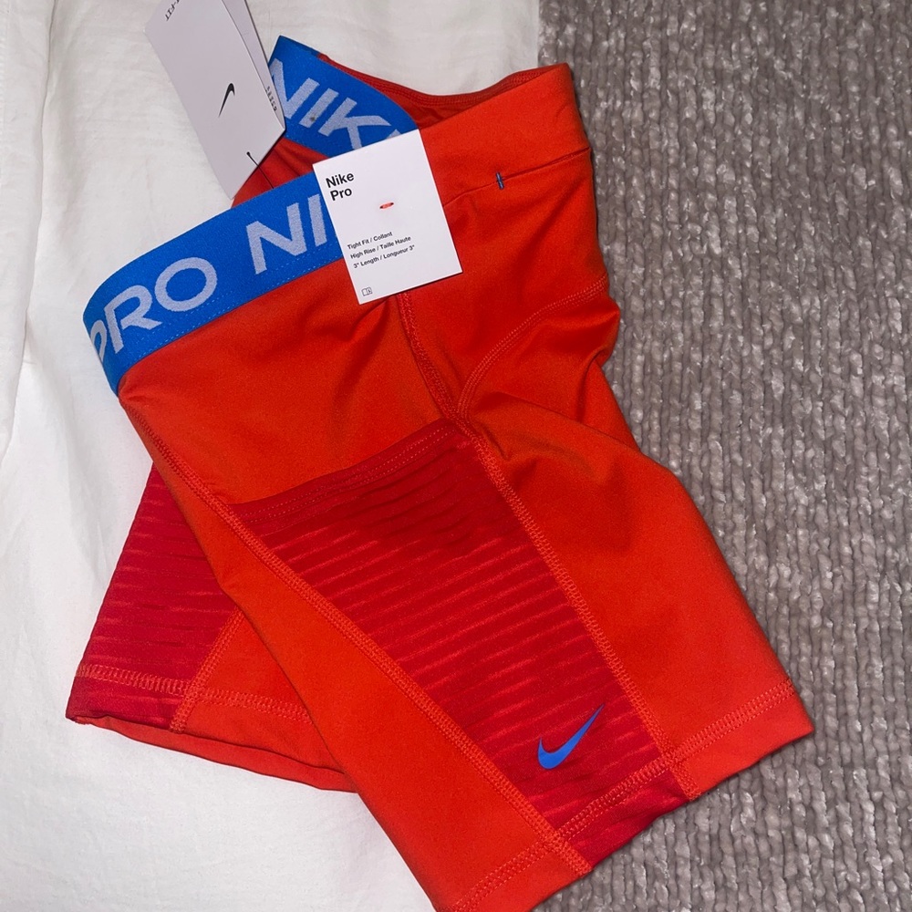 NWT! NIKE PRO SHORTS, XXL, DRI-FIT, 3", Orange / Blue Spandex - Picture 6 of 7